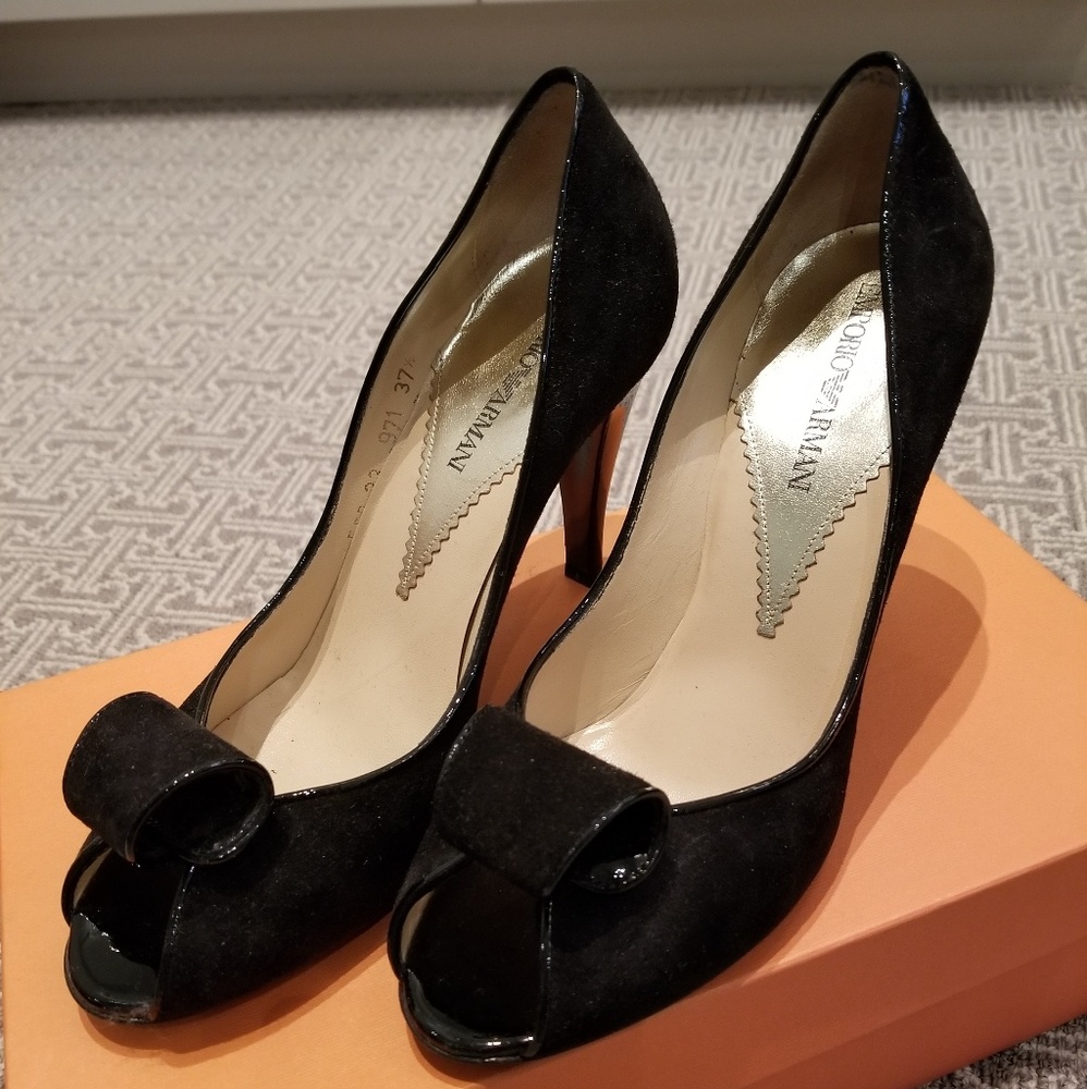 Vintage Suede Emperio Armani pump size 7.5